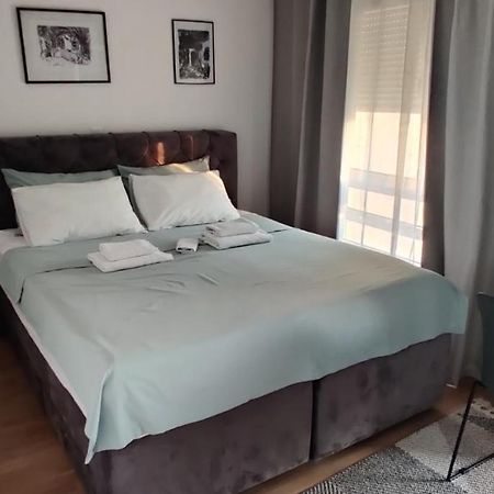 Vesta Apartment Tuzla - Across Bcc Shopping Mall Eksteriør bilde